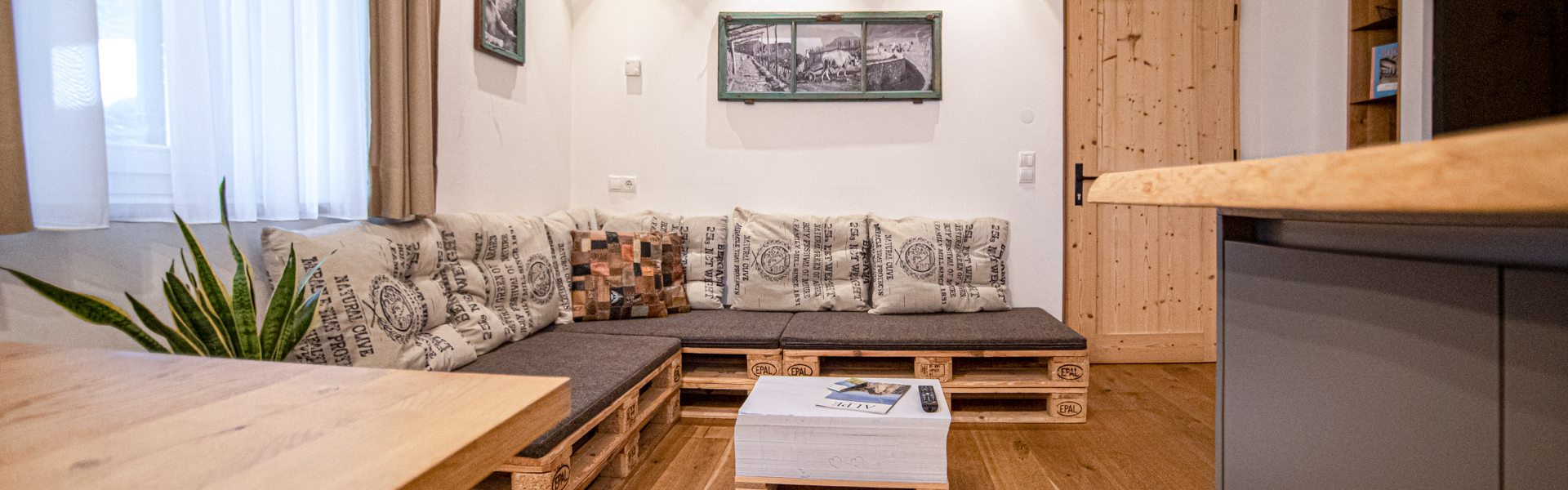 Accommodation | haus urban B&B | Apartment Grödenblick